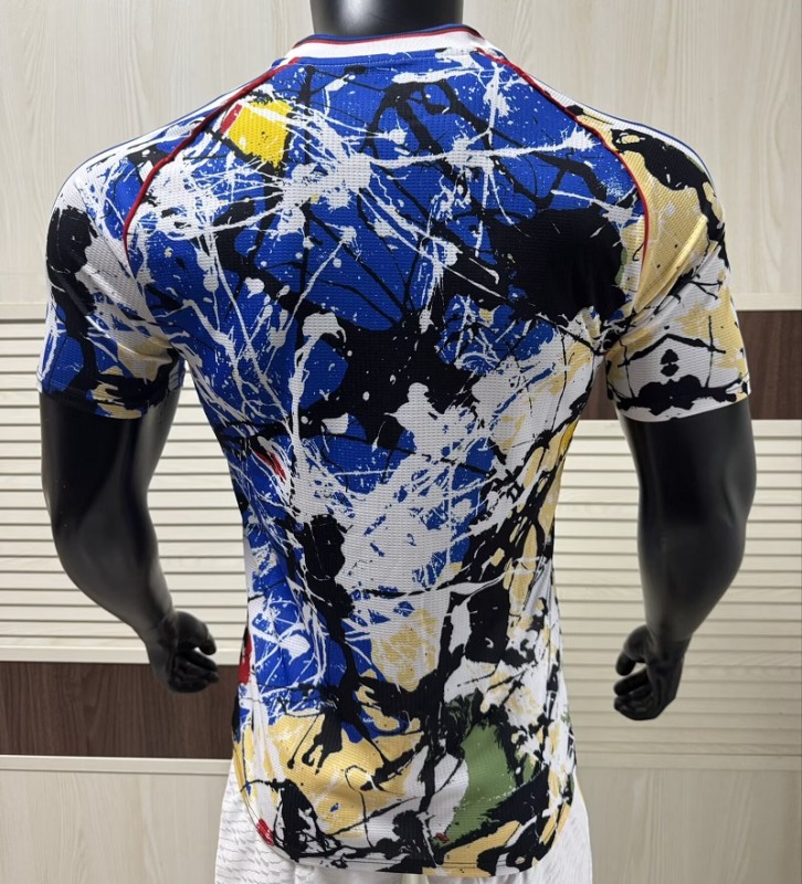 26/27 Manchester United Clover Collaboration Player Version