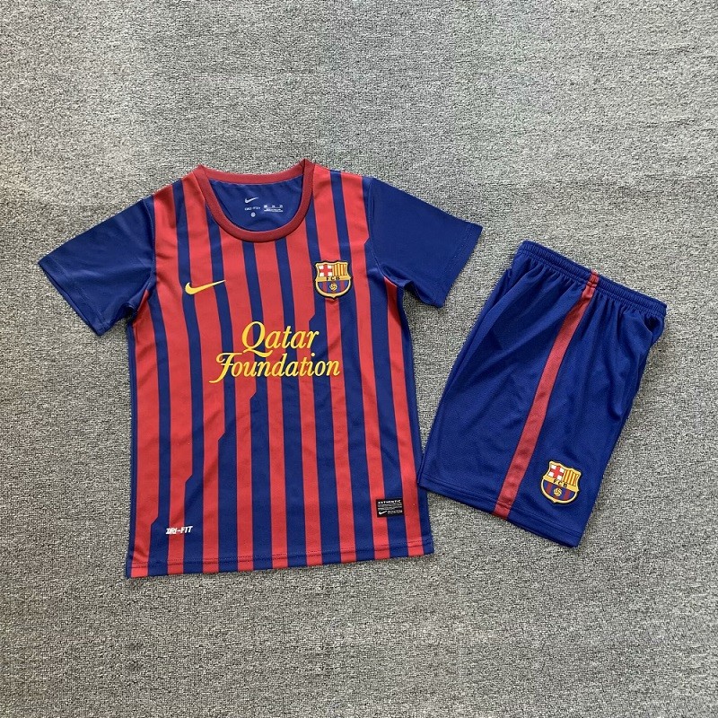 Retro 11/12 Barcelona home kids kit