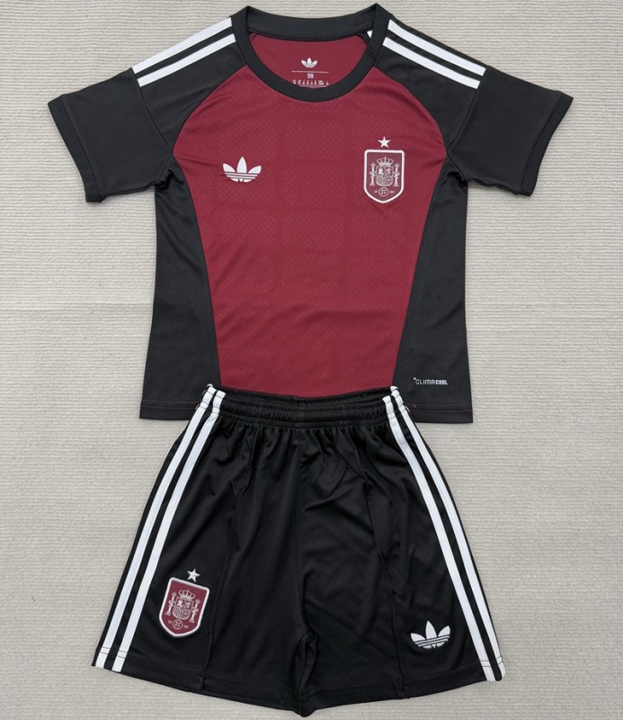 26/27 Spain goalkeeper Adult Set red black