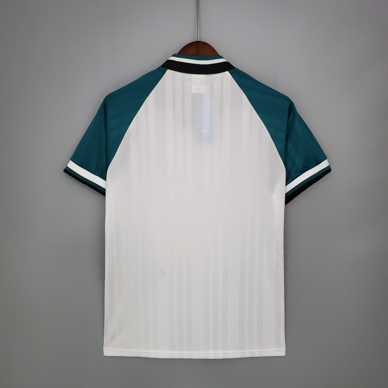 Retro 93/95 Liverpool away