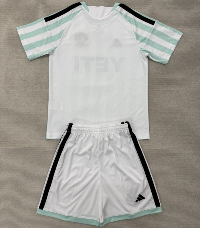 26/27 Austin Away kids kit