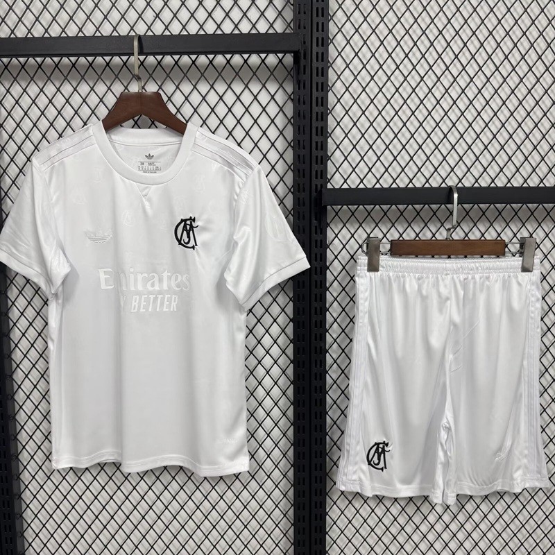 26/27 Real Madrid Adult Set Special Edition