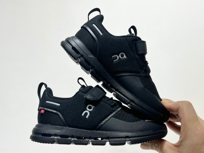 ON kids shoes