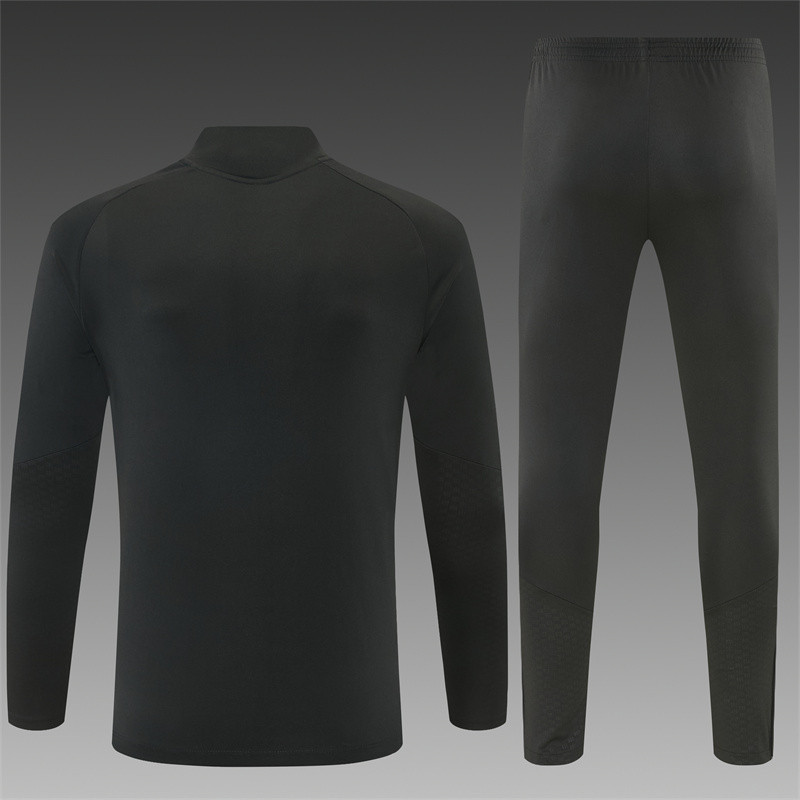 26/27 Liverpool Adult training suit black