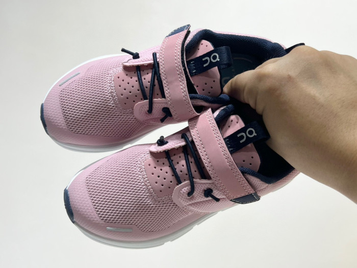 ON kids shoes