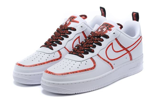 Nike Air Force 1