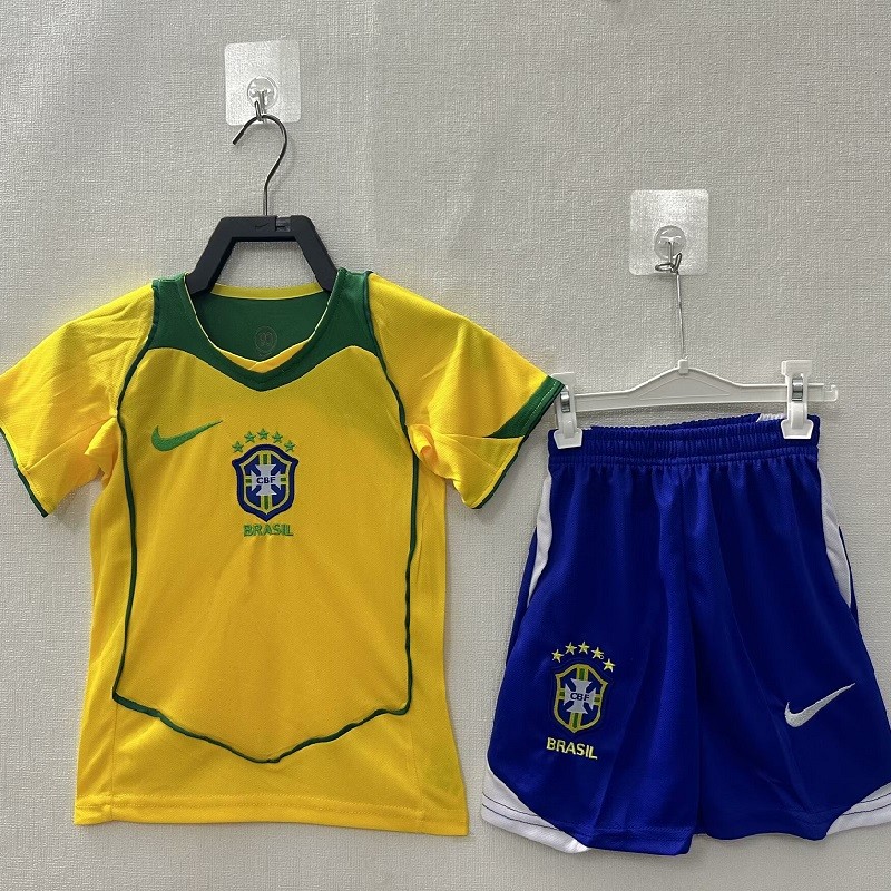 Retro 2004 Brazil home kids kit