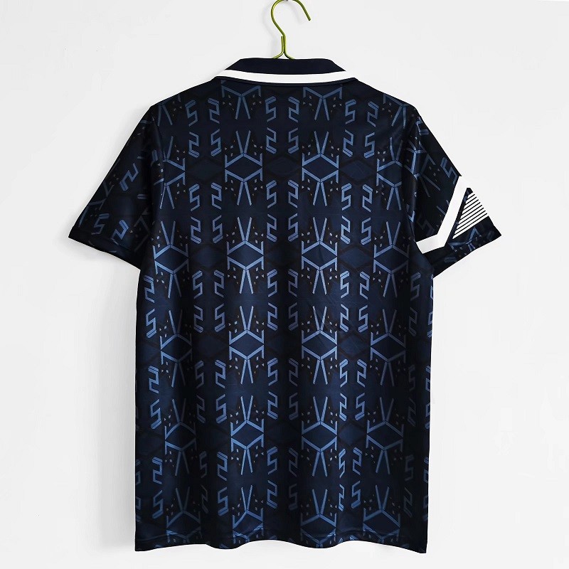 Retro 92/93 Scotland home football jersey