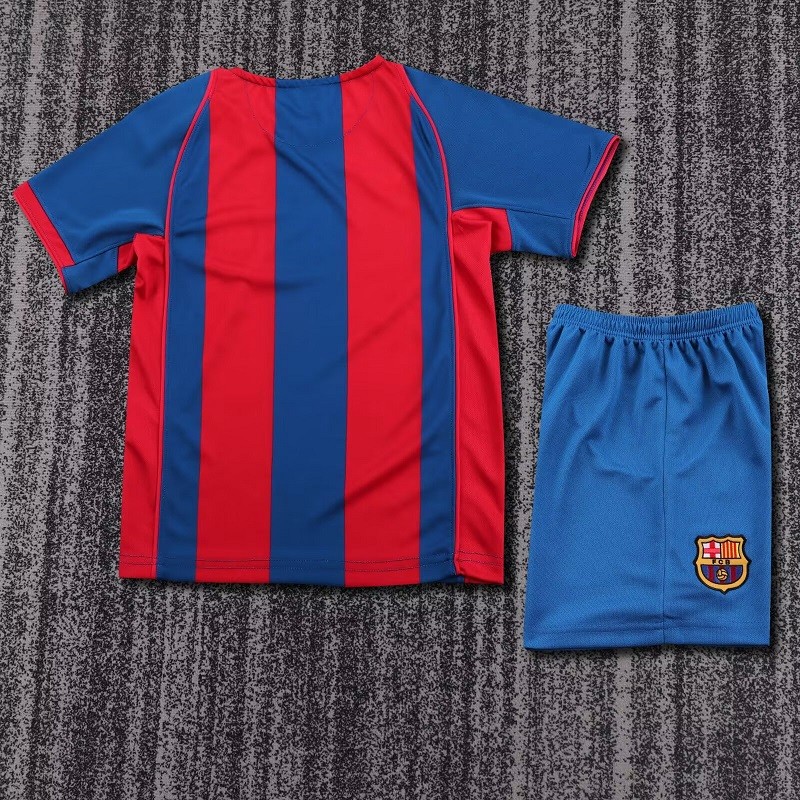 Retro 04/05 Barcelona home kids kit