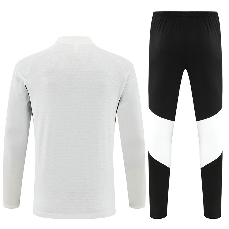 25/26 Liverpool kids training suit white