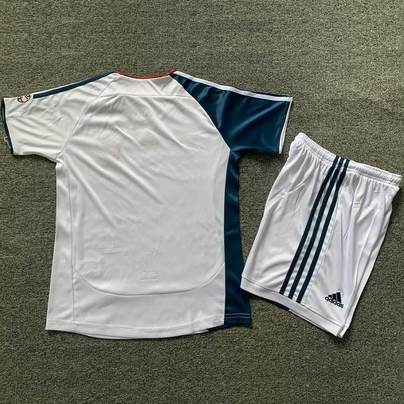 Retro 06/07 liverpool Away kids kit