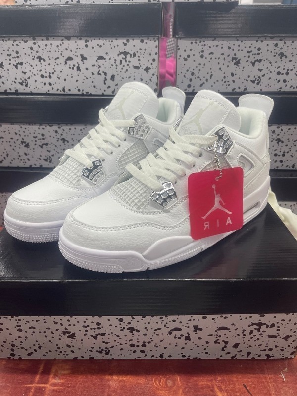 AJ 4 trainers