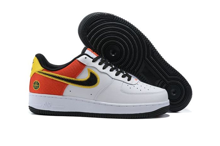 Nike Air Force 1 “Rayguns” CU8070-100