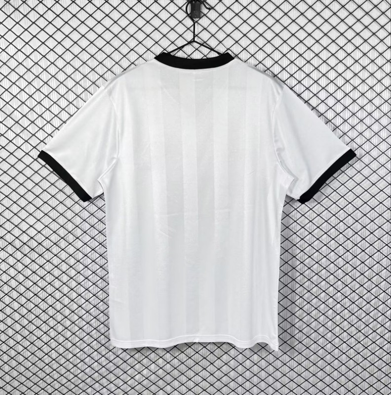 Retro 86/88 Wolverhampton Wanderers Away football jersey