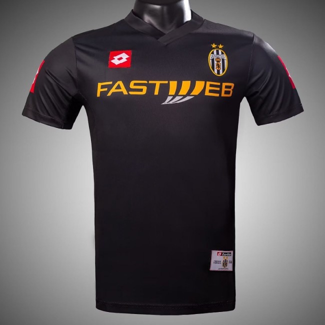 Retro 01/02 Juventus Away football Jersey