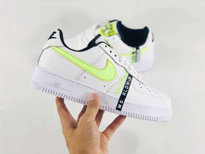 Nike Air Force 1