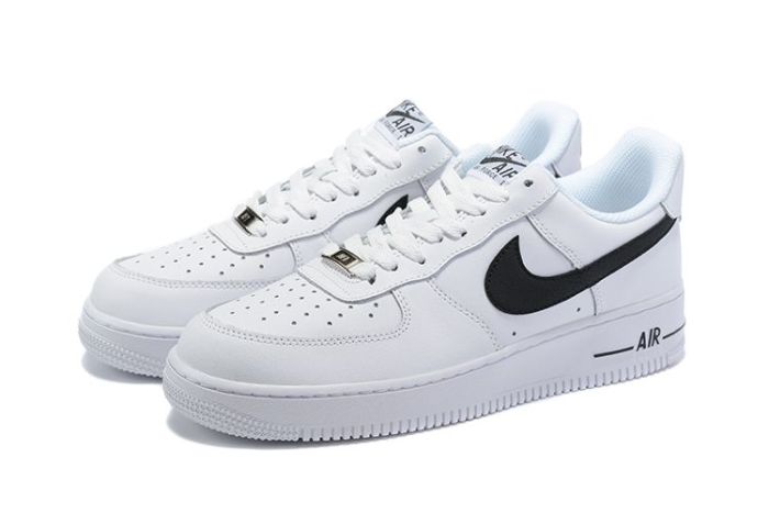 Nike Air Force 1 Low F1