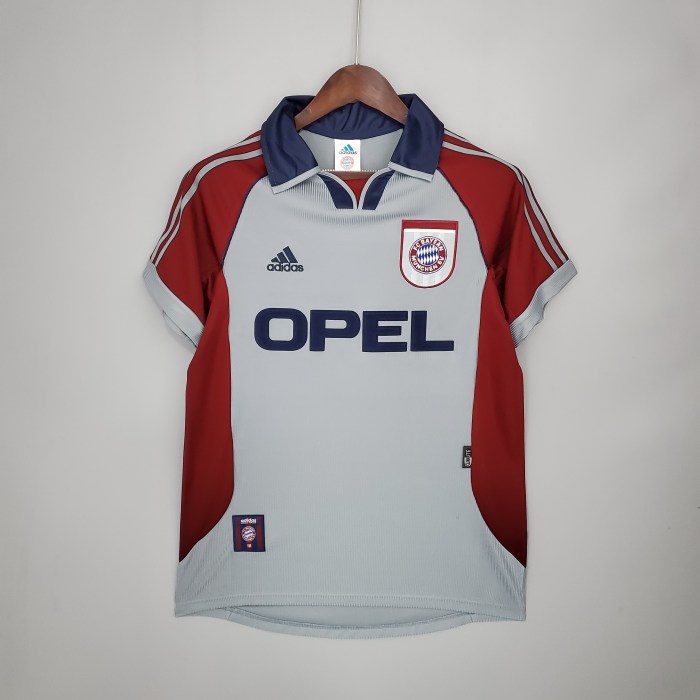 Retro 98/99 Bayern Munich away