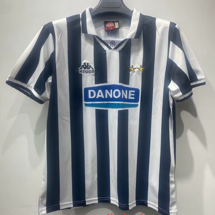 Retro 94/95 Juventus home