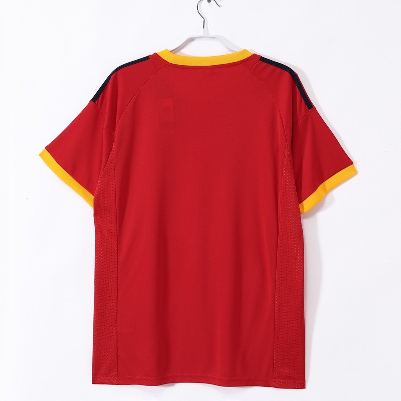 Retro Spain 2002 home