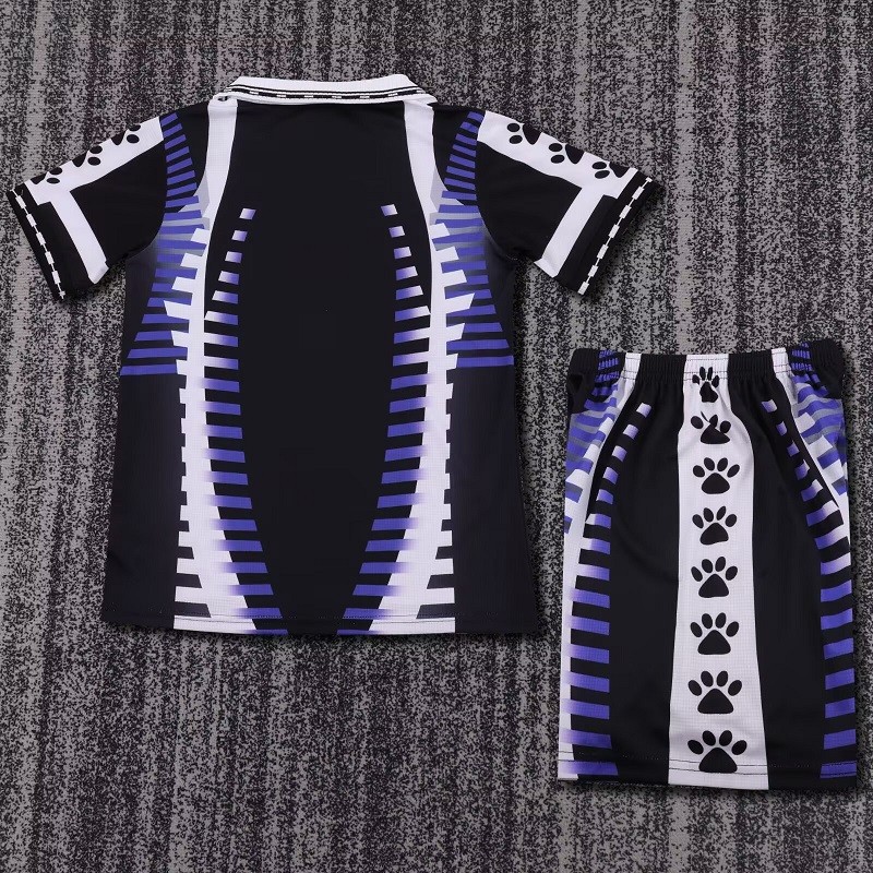 Retro 97/98 Real Madrid third kids kit
