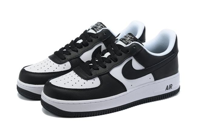 Nike Air Force 1 Low F1