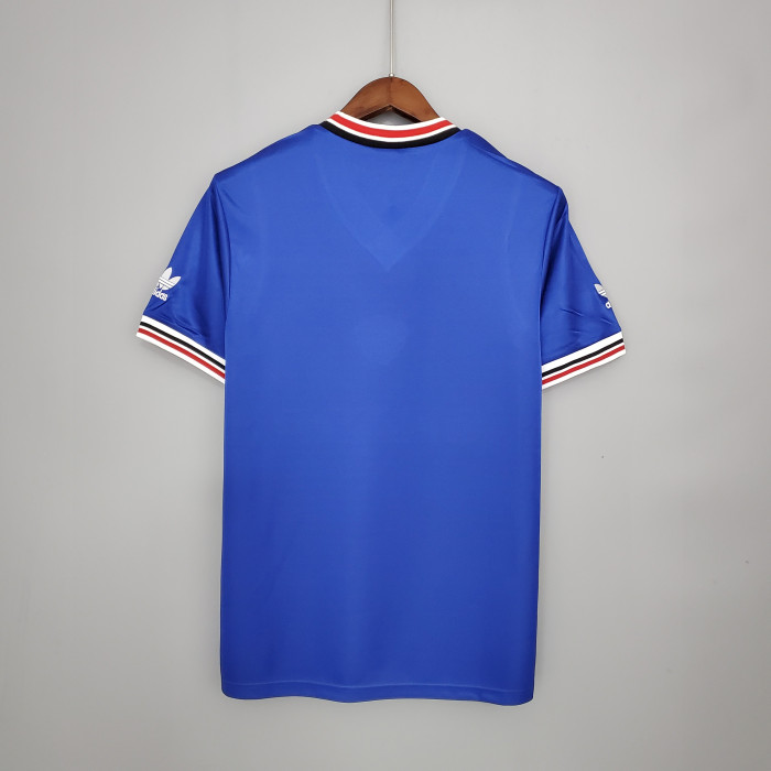 Retro Manchester United 85/86 away blue