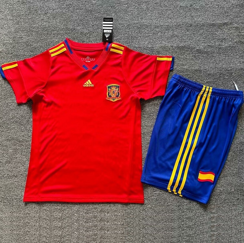 Retro 2010 Spain home champion kids kit