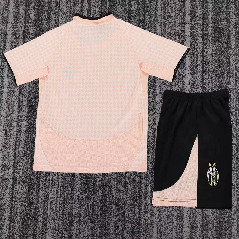 Retro 03/04 Juventus Away kids kit