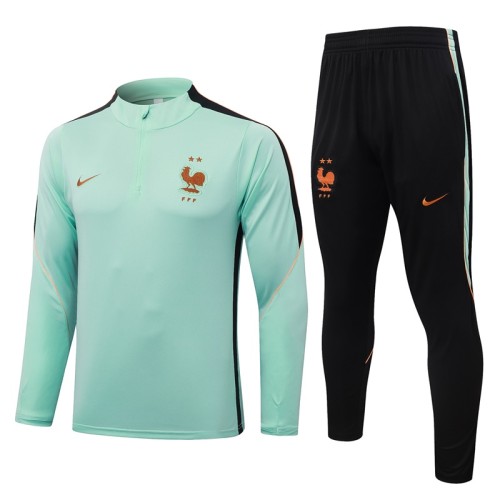 26/27 France training Adult suit Green