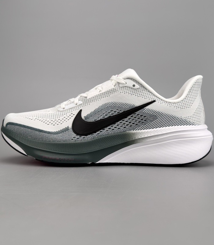 Nike Air Zoom Pegasus 42