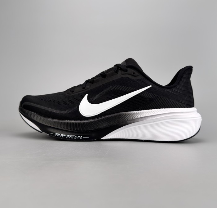 Nike Air Zoom Pegasus 42