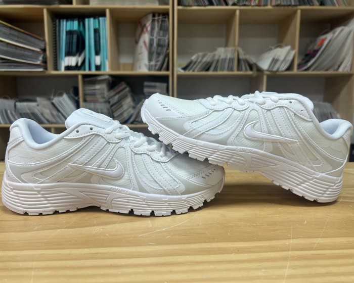 Copy Nike P-9000