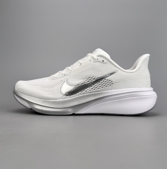 Nike Air Zoom Pegasus 42