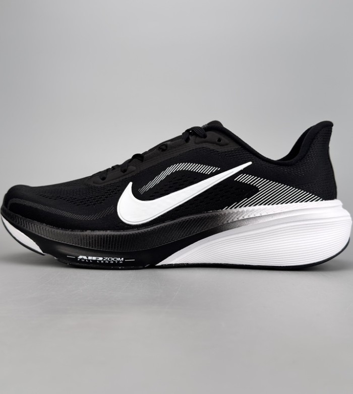 Nike Air Zoom Pegasus 42
