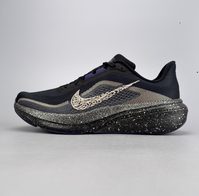 Nike Air Zoom Pegasus 42