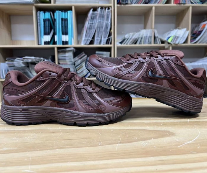 Copy Nike P-9000