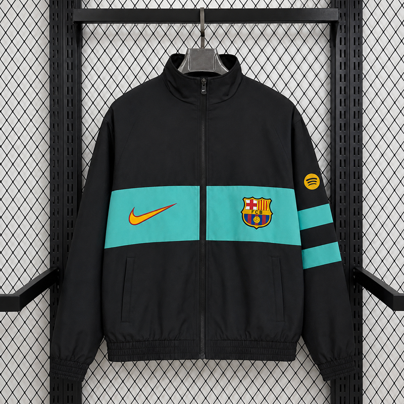 26-27 Barcelona black retro trench coat