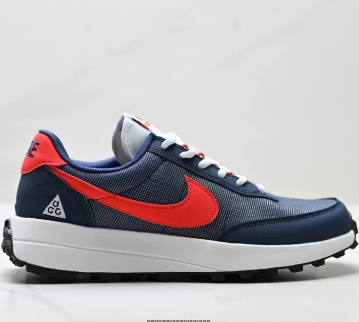 Nike ACG