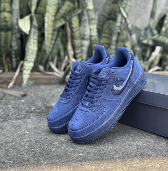 Nike Air Force 1 Suede