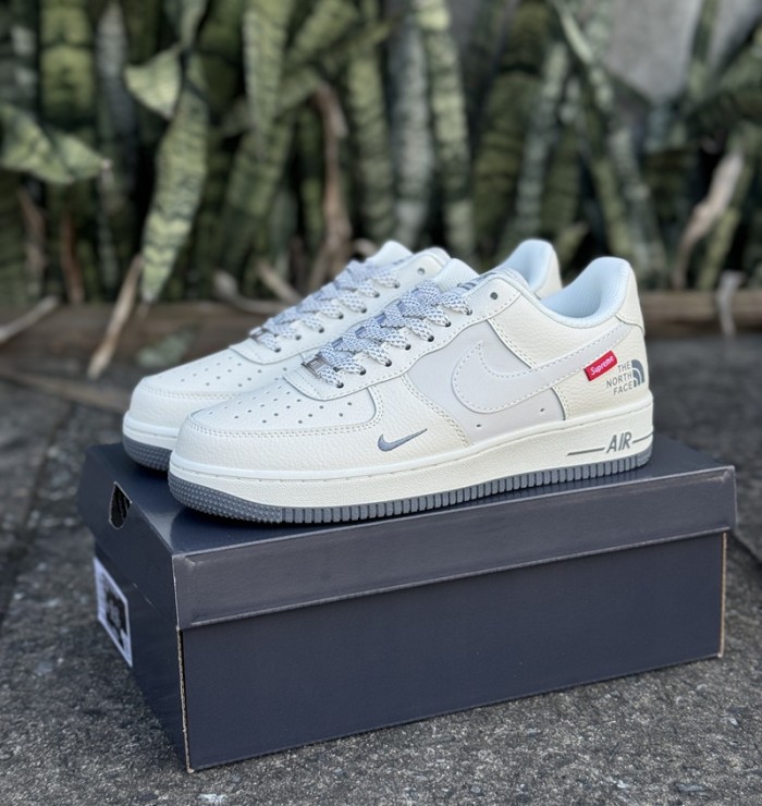 THE NORTH FACE X Nike Air Force 1