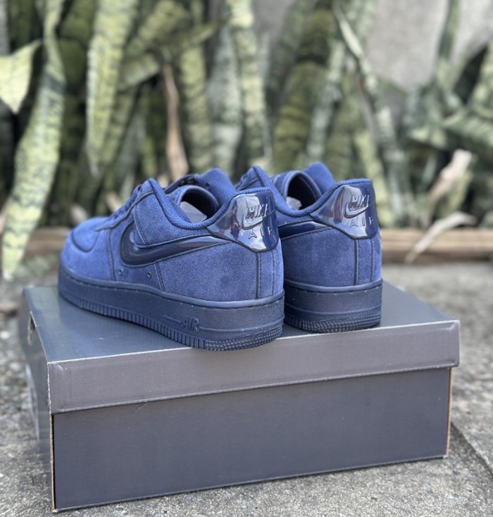 Nike Air Force 1 Suede