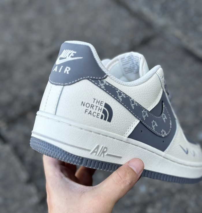 THE NORTH FACE X Nike Air Force 1