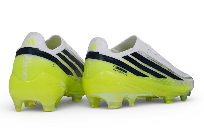26 adidas F50 Hyperfas  Football shoes