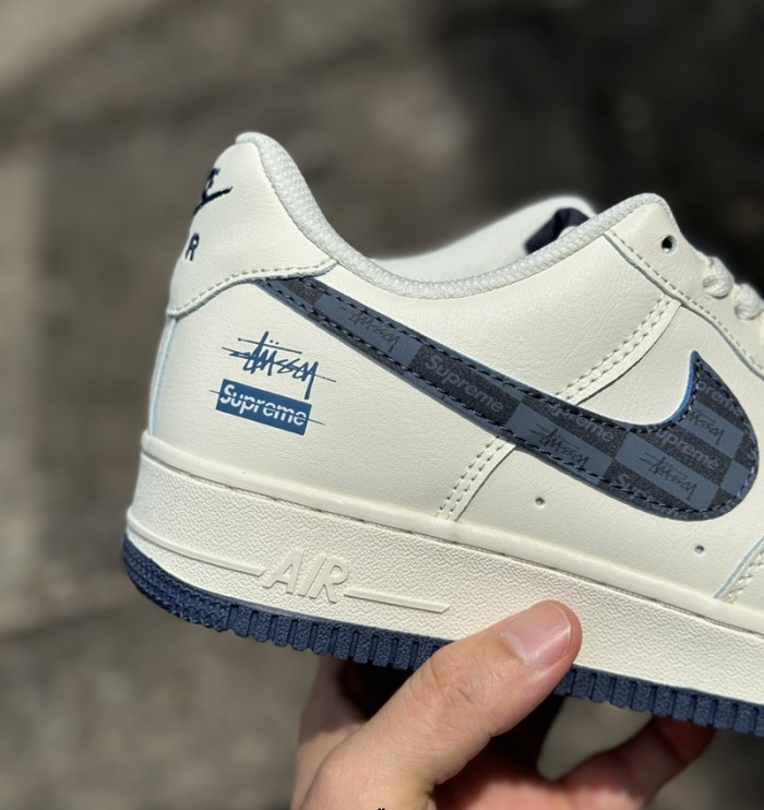 Nike Air Force 1 x Stussy