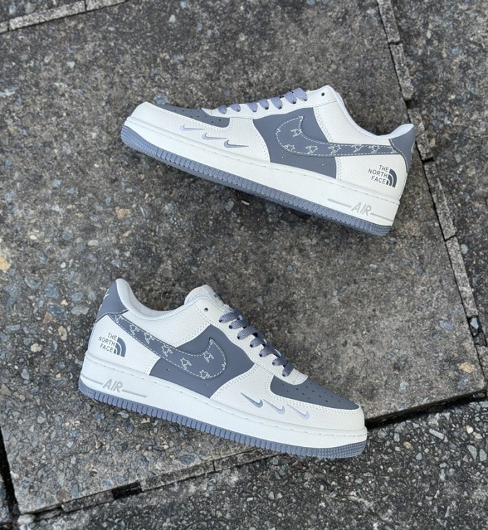 THE NORTH FACE X Nike Air Force 1