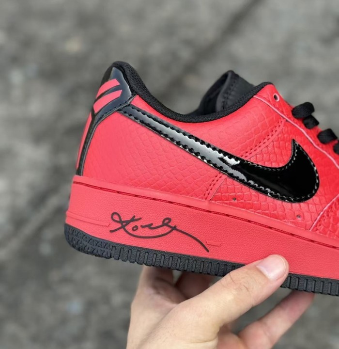 Kobe Bryant x Nike Air Force 1