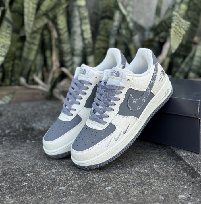 THE NORTH FACE X Nike Air Force 1