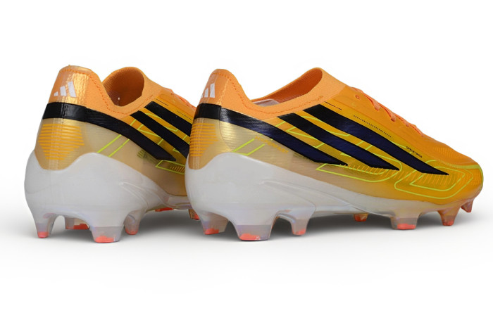 26 adidas F50 Hyperfas  Football shoes