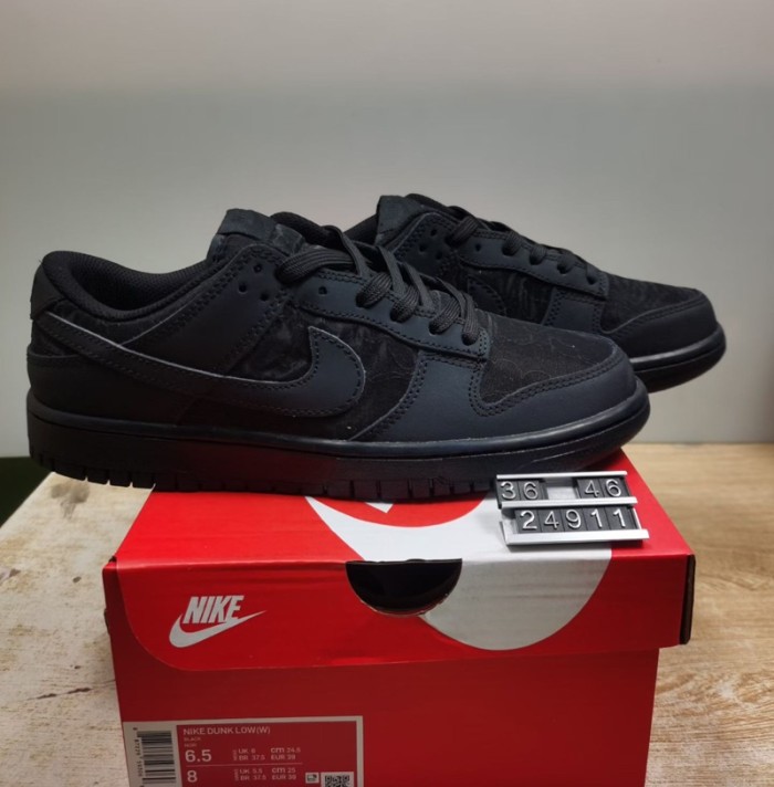 26  Nike SB Dunk Low Series sports shoes